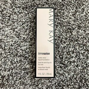 Mary Kay‎ Timewise Ivory 5 Matte Wear Liquid Foundation